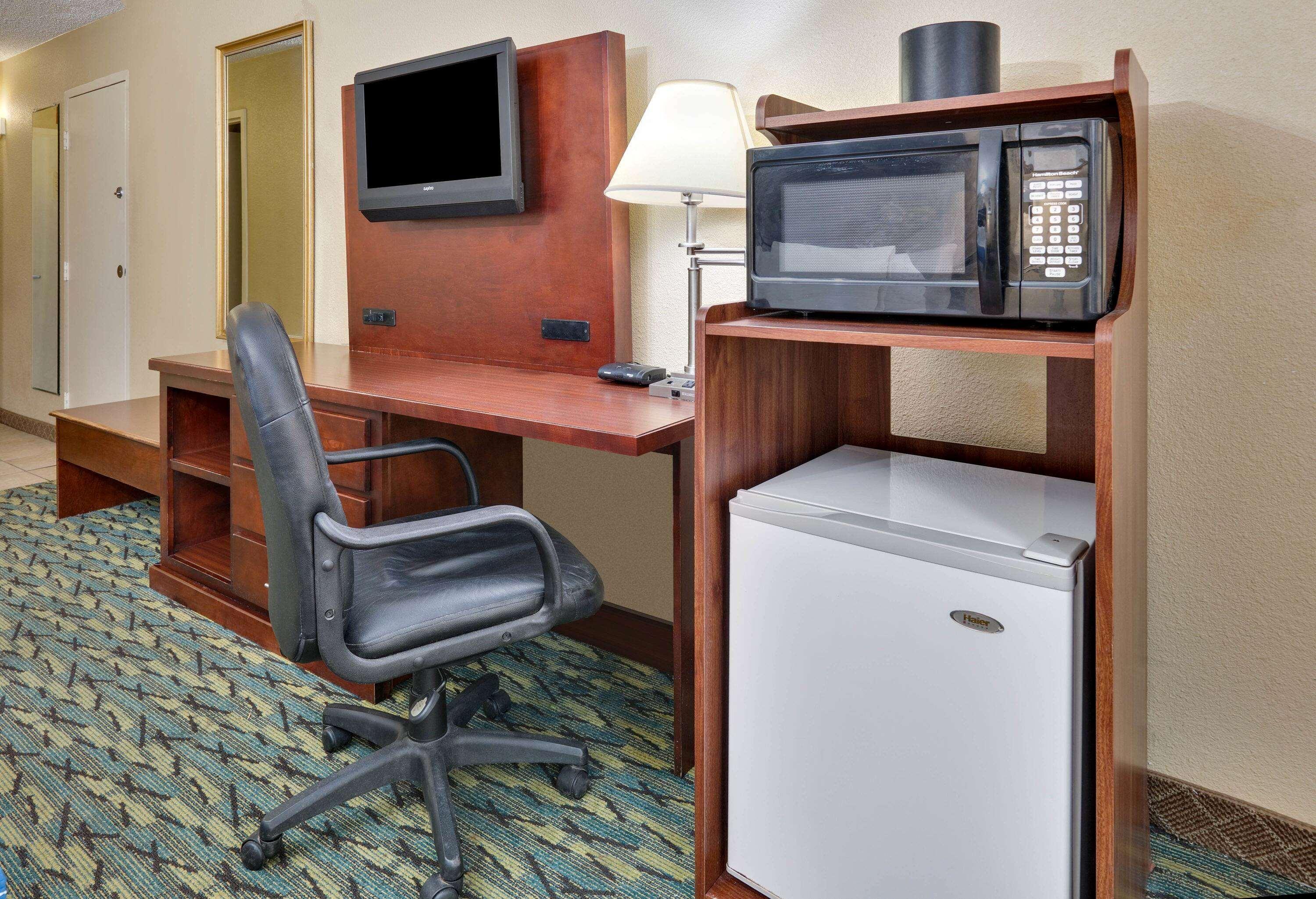 Travelodge By Wyndham Texarkana Ar Buitenkant foto